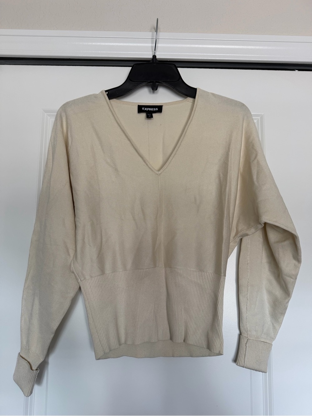 Express Bundle: 7 tops NWT & Like New